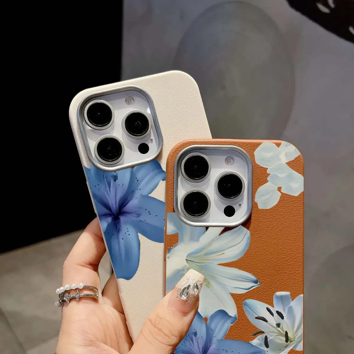 Elegante Blauwe Lelie Modepatr - Xiaomi Redmi Note 13 recensie en prijs